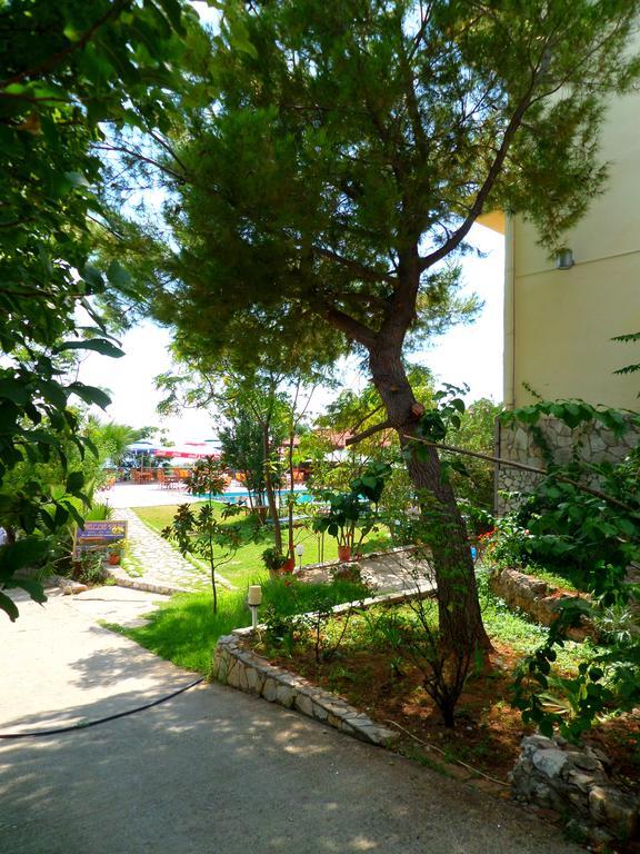 Hotel Belle Vue Dhërmi Εξωτερικό φωτογραφία
