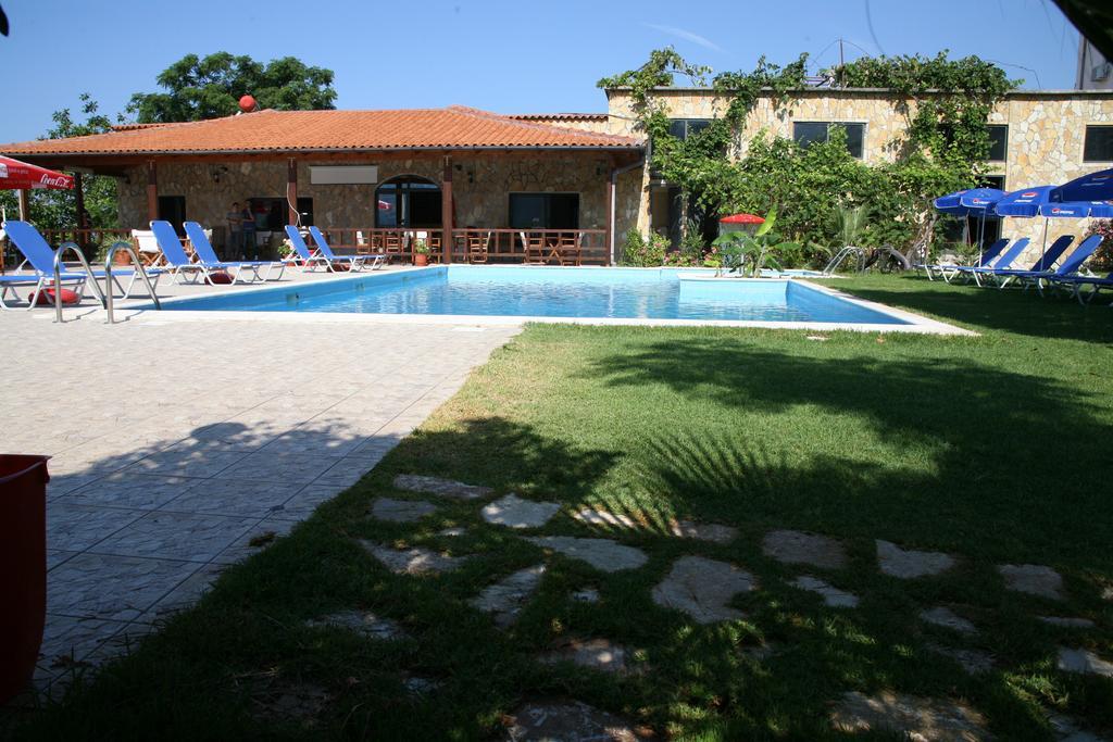 Hotel Belle Vue Dhërmi Εξωτερικό φωτογραφία